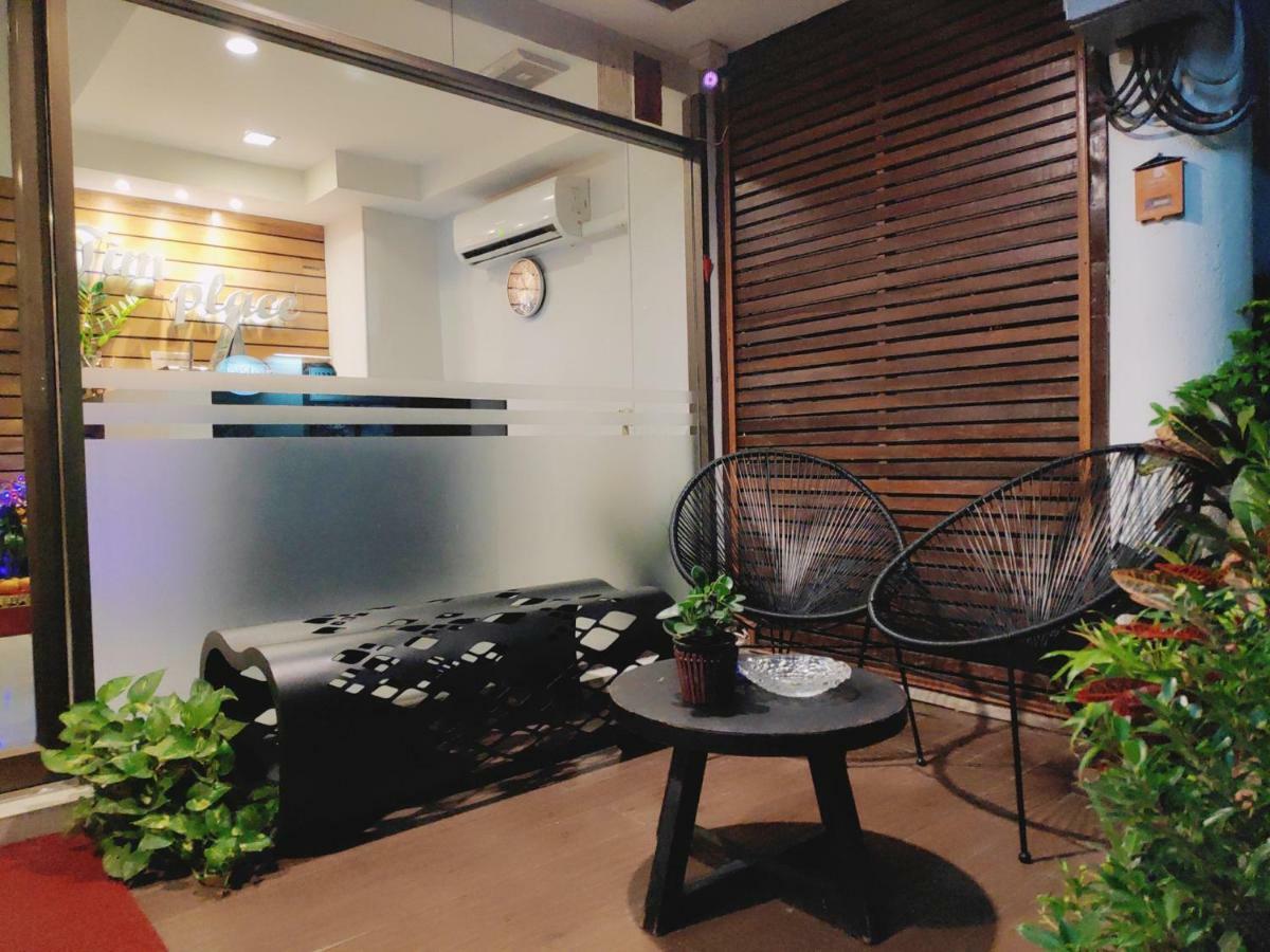 Hotel Tim Place - Bts Phra Khanong Bangkok