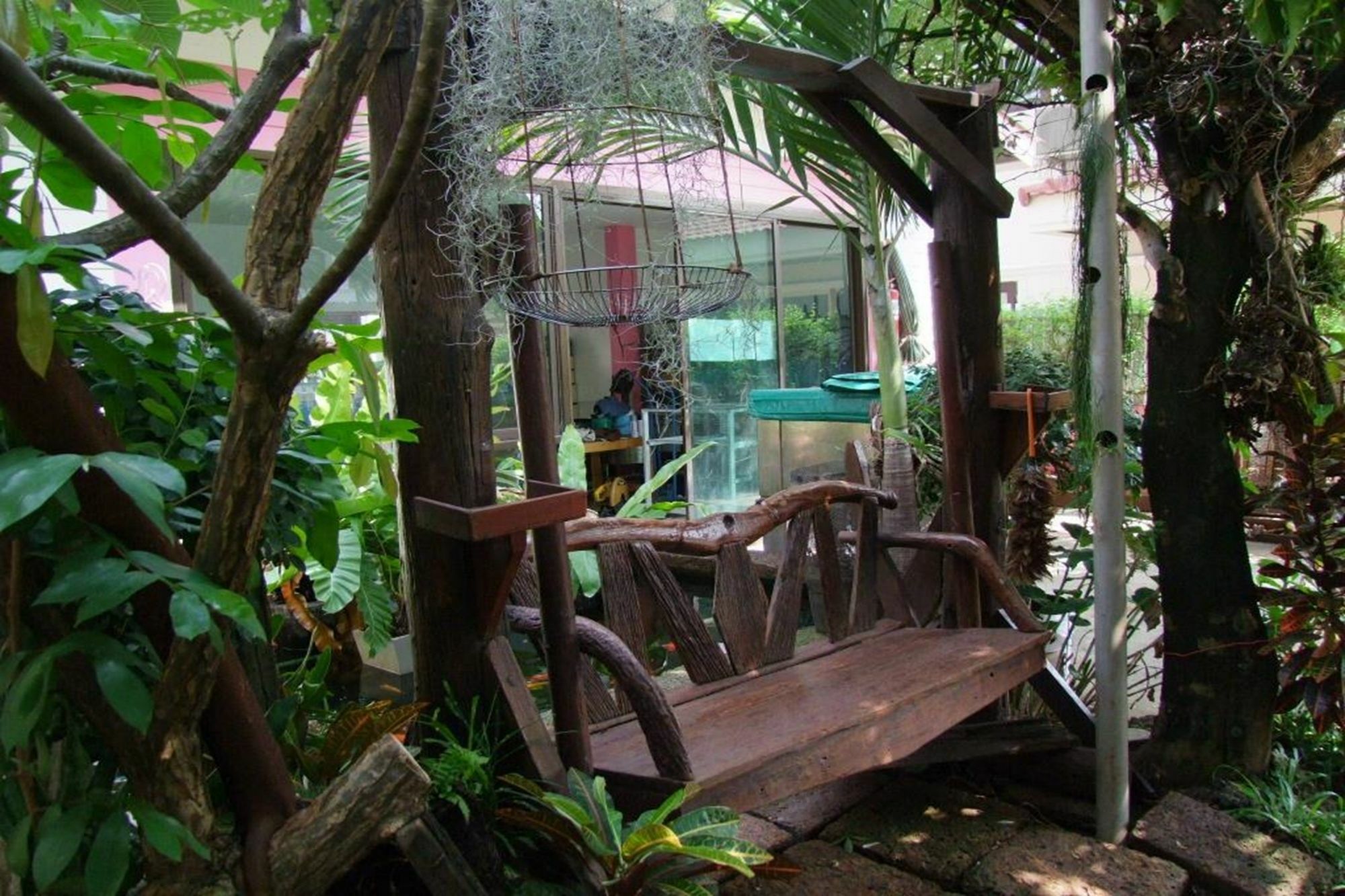 Naifun Bb House Hotel