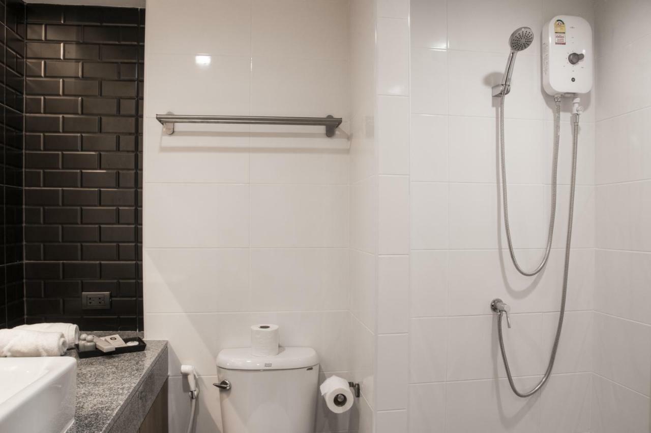 B Khách sạn 4*