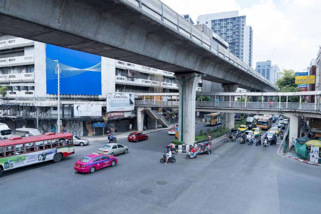 The Platform 3/4 Poshtel * Bangkok