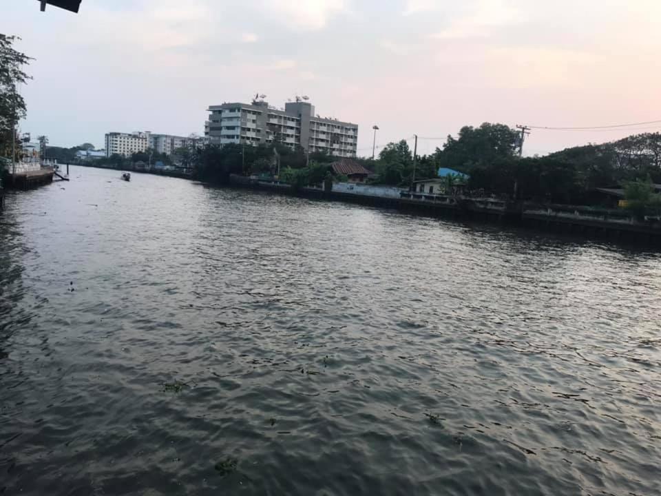 Waterside nhà trọ Bangkok