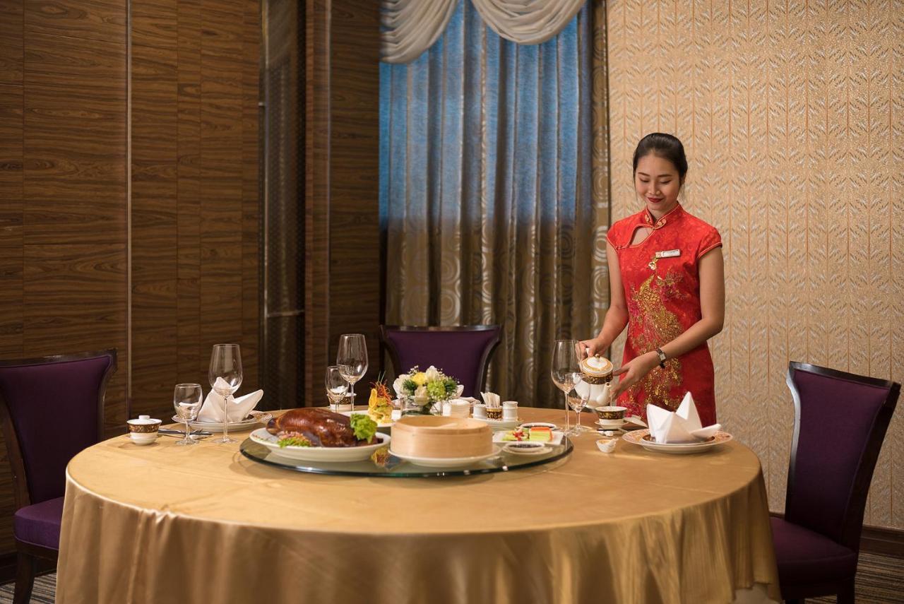 The Berkeley Pratunam - Sha Extra Hotel