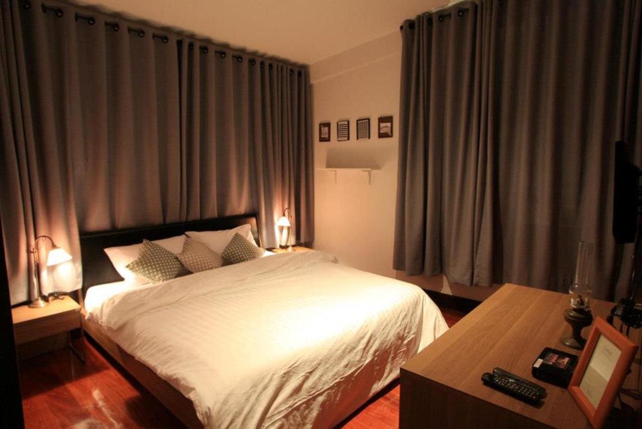 Hostal House 23
