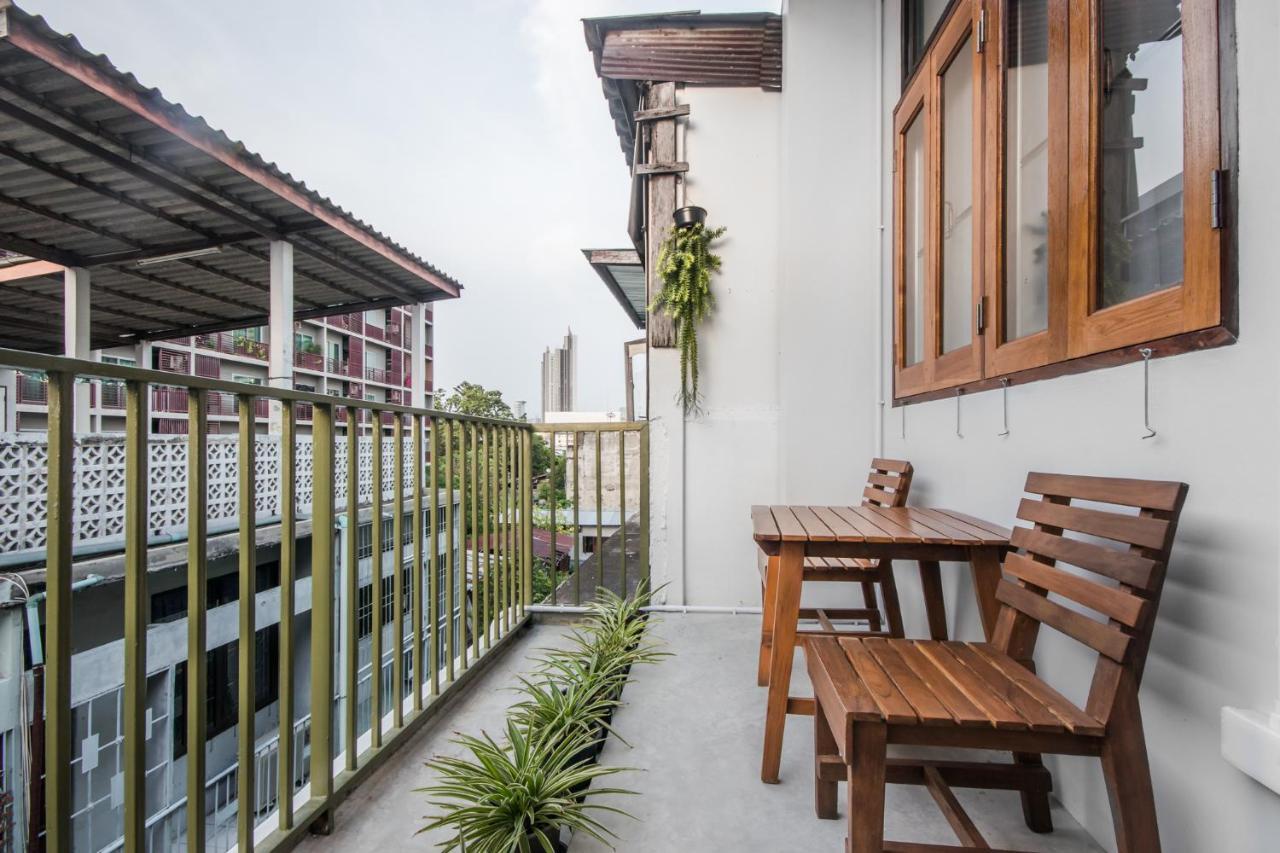 Rumah tetamu Shoes Maker