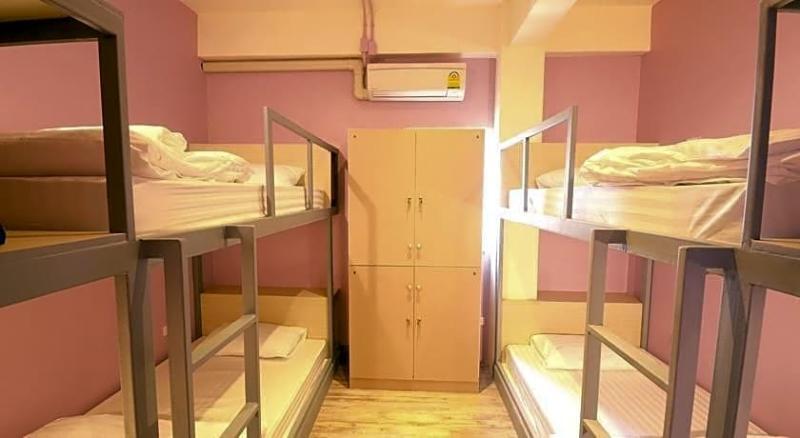Hostal Good Day *