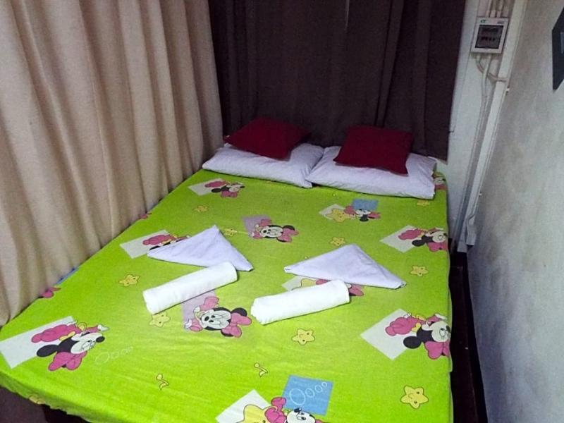 Vandrerhjem Hostel24 *