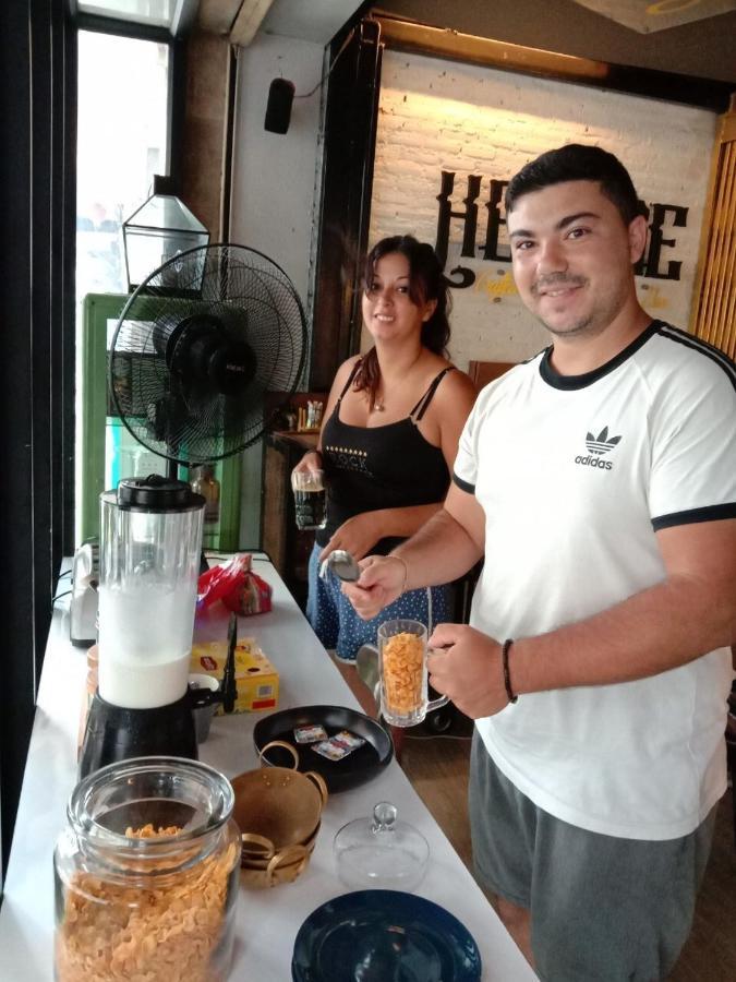 Albergue Glad Bar & Restaurant Banguecoque