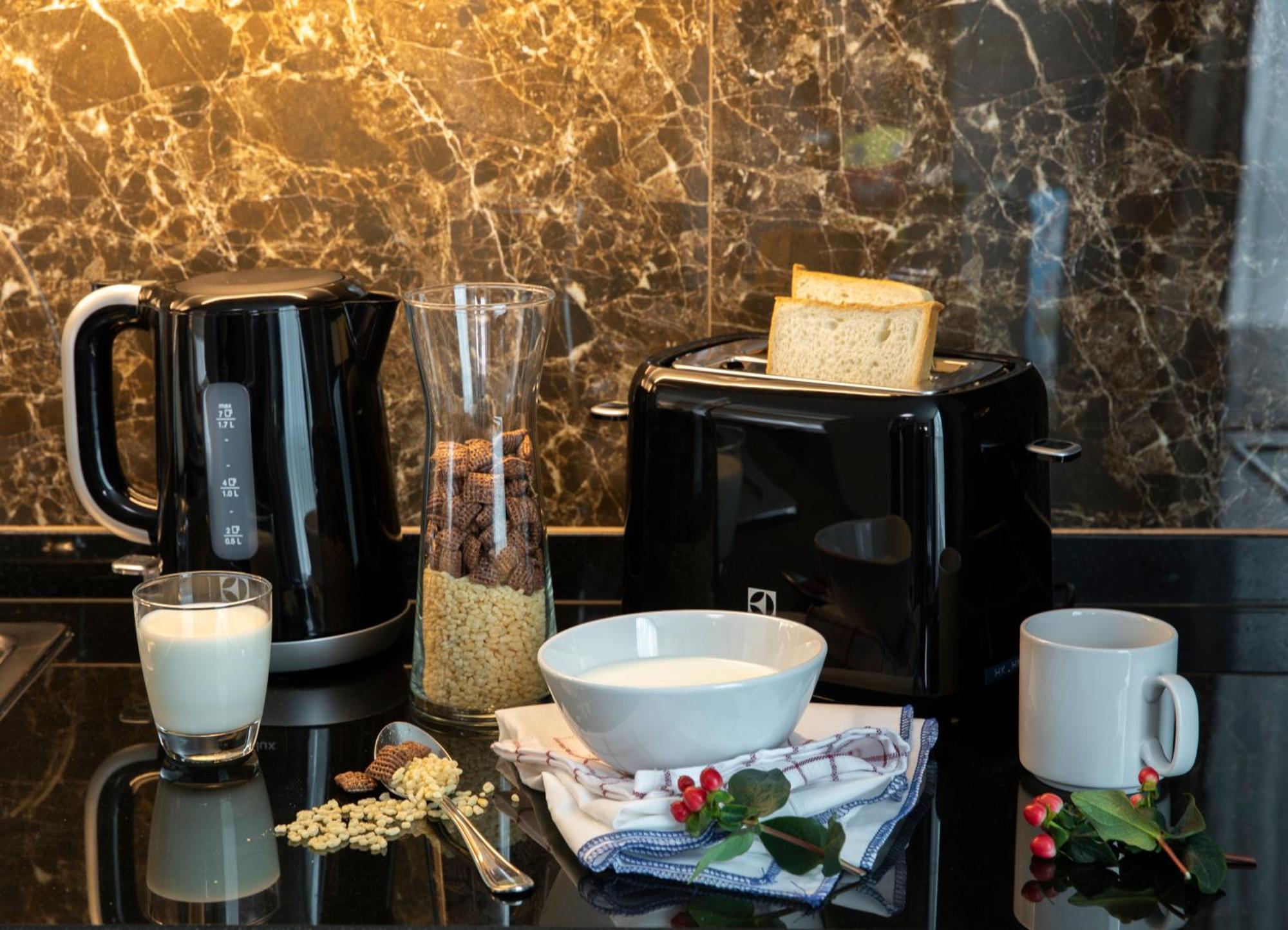 Khách sạn Adelphi Grande Sukhumvit