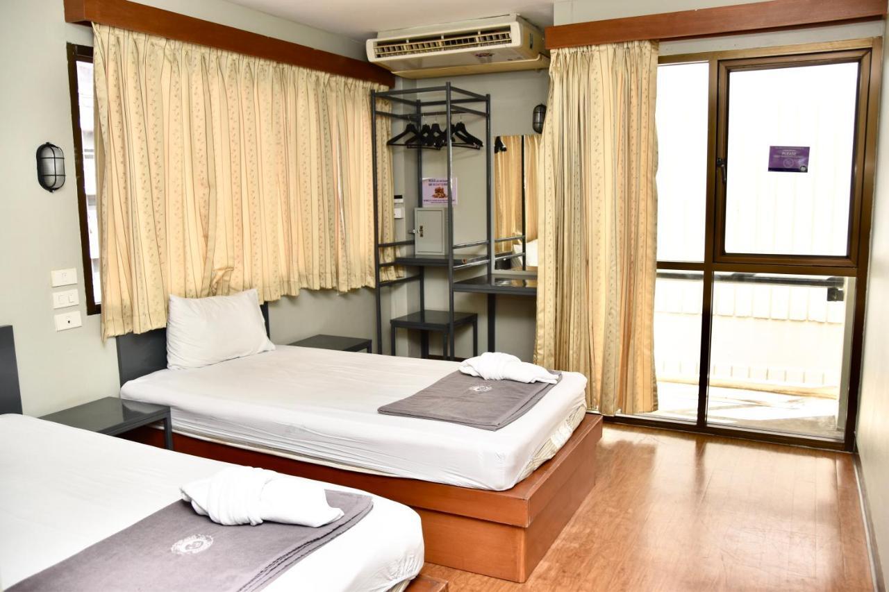 Nhà trọ Mad Monkey (adults Only)