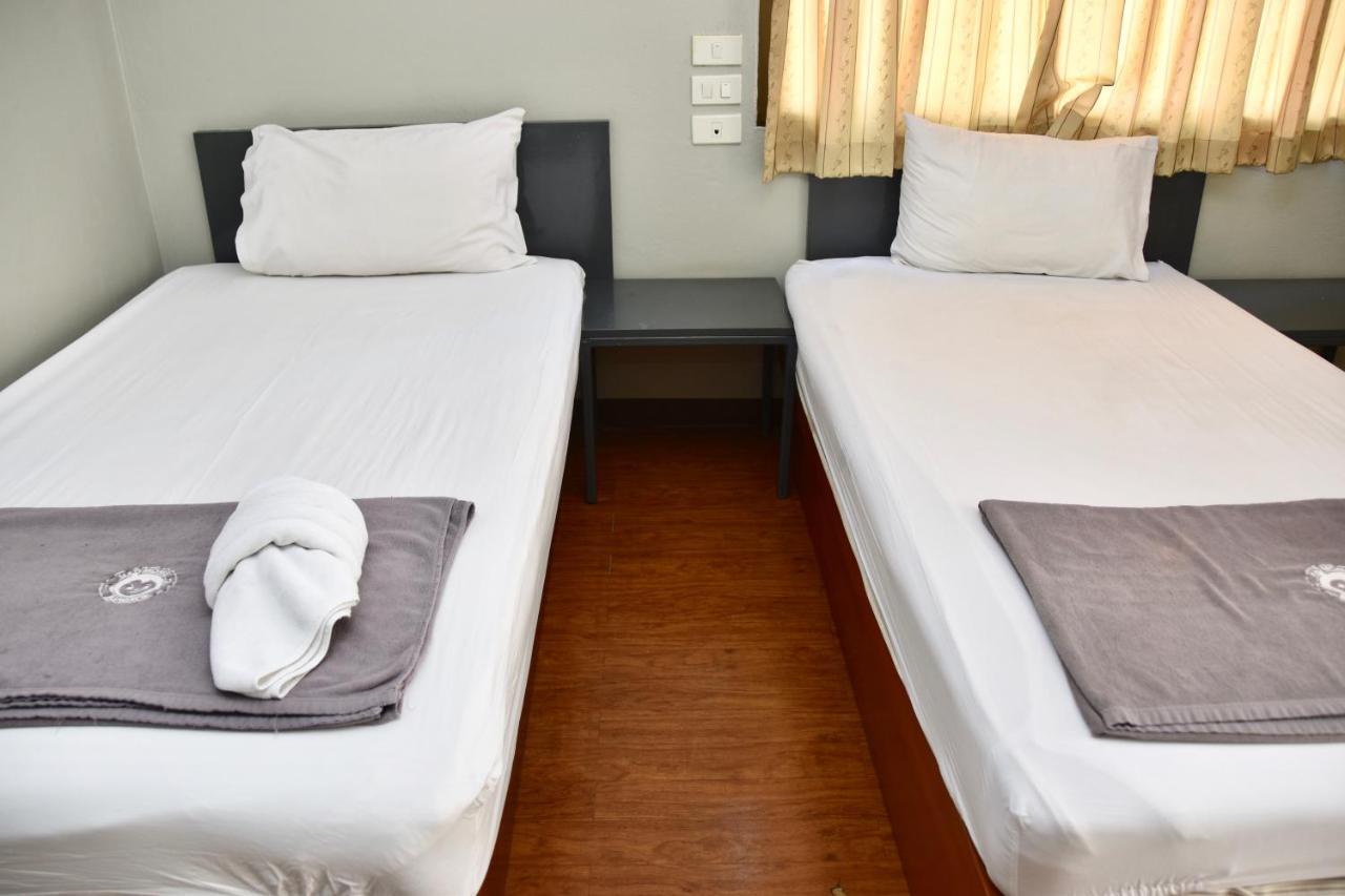 Nhà trọ Mad Monkey (adults Only) *