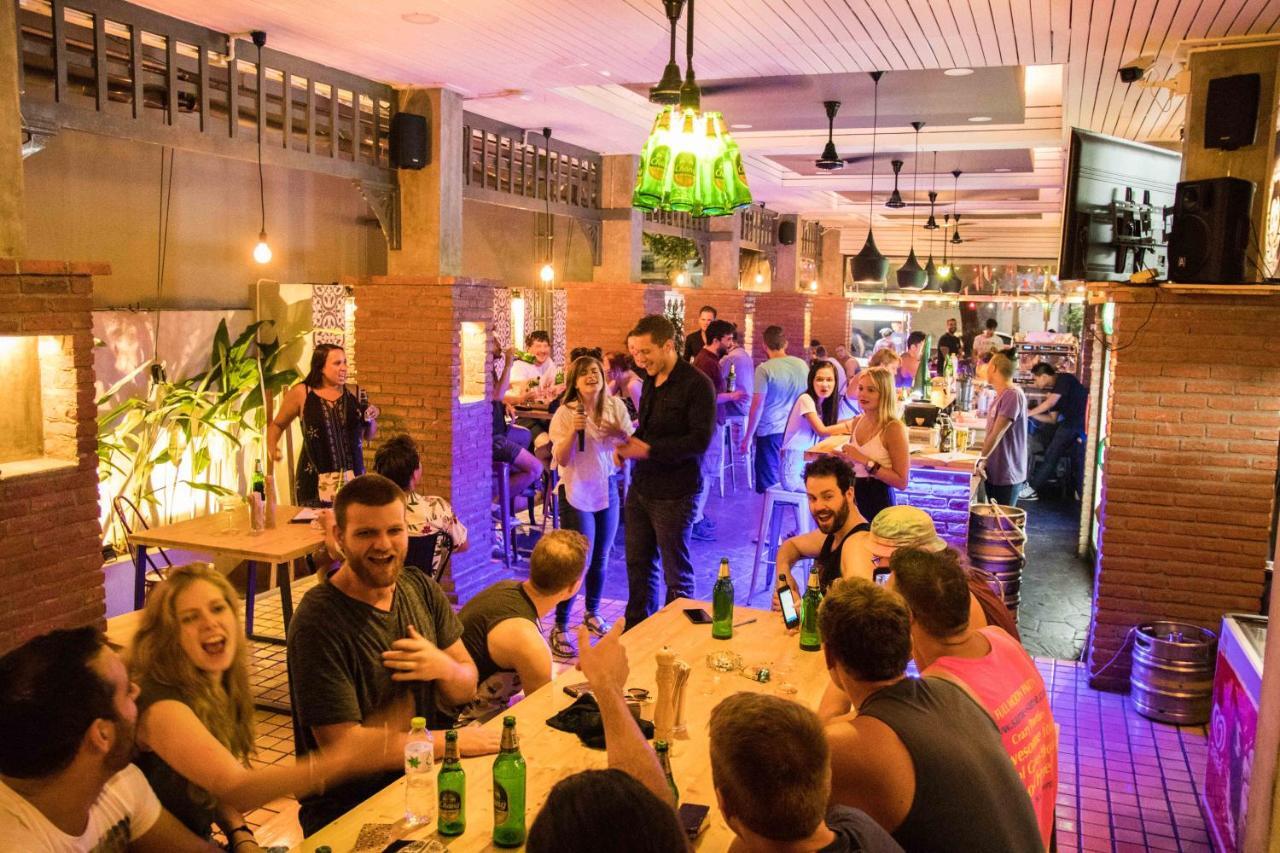 Mad Monkey (adults Only) Nhà trọ Bangkok