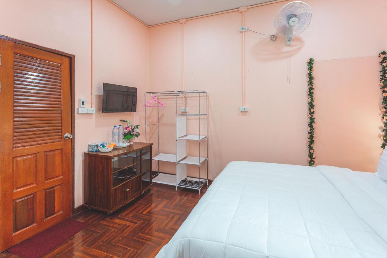 Gaiwandhanat Privat overnatting Bangkok