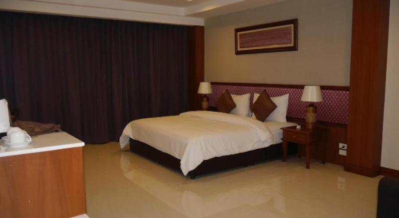 Hotel True Siam Rangnam - Sha Extra Certified Bangkok