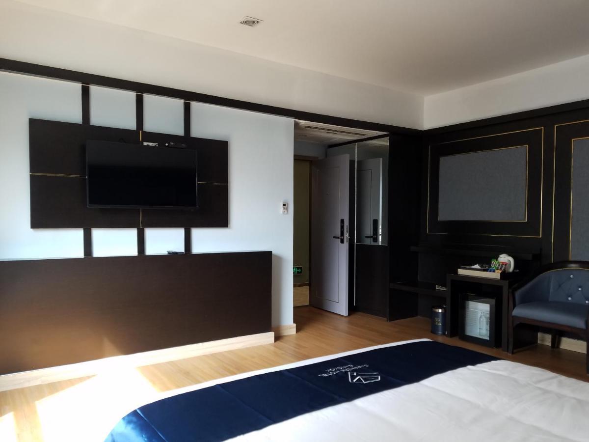 Sapphire Silom Khách sạn Bangkok