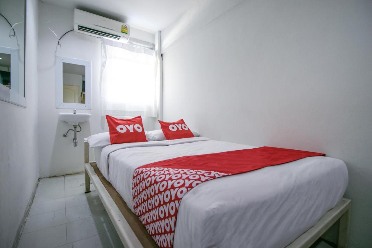 Hotell Oyo 568 Art Hua Lamphong