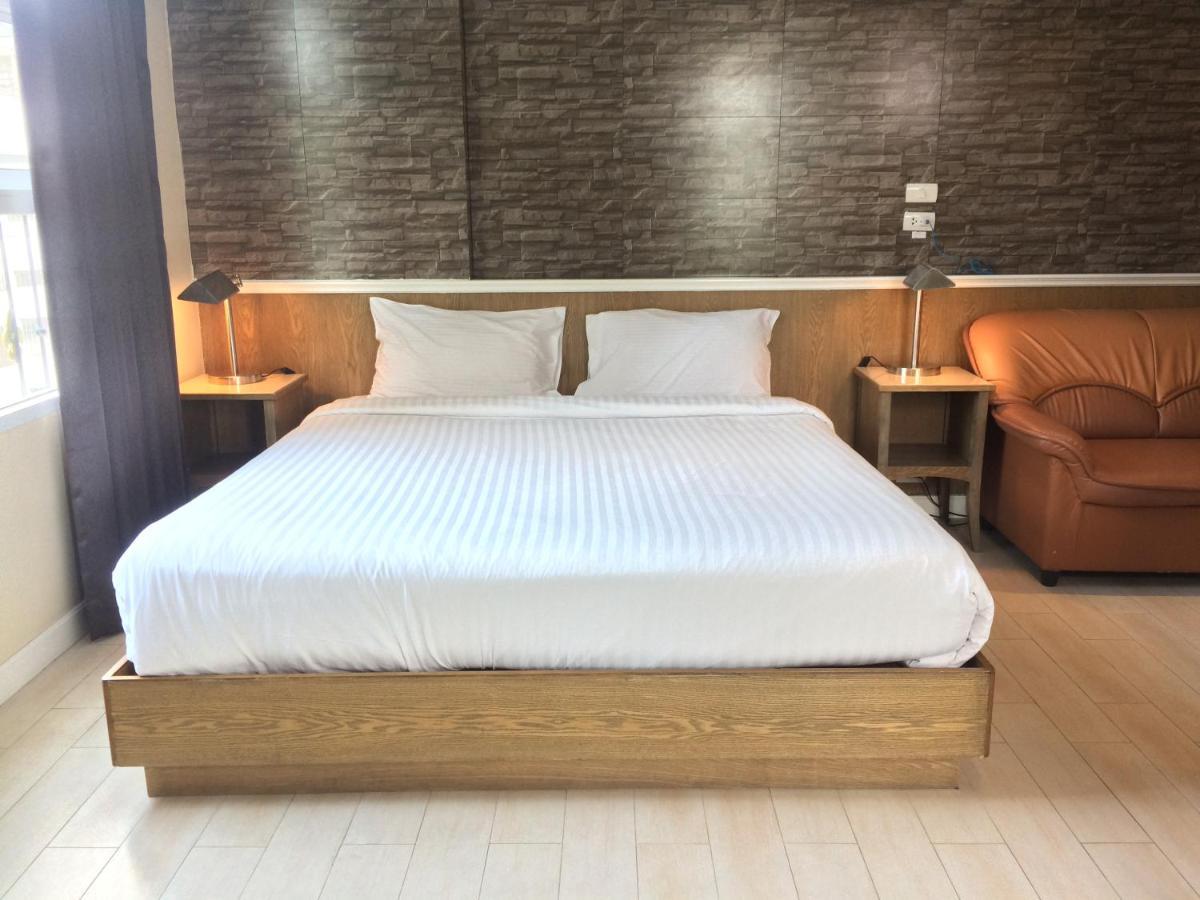 Bourbon St. Boutique Hotel