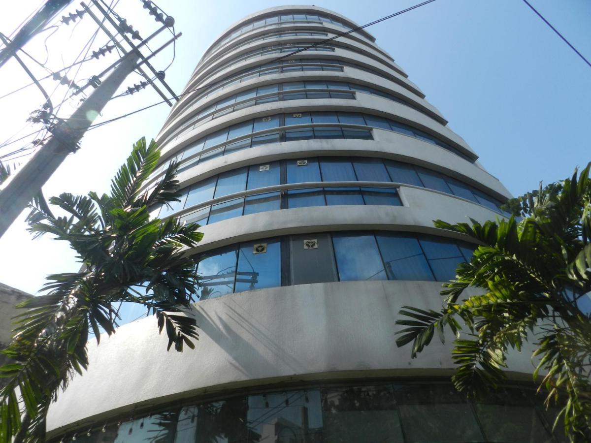 Rama 6 Hotel 2*