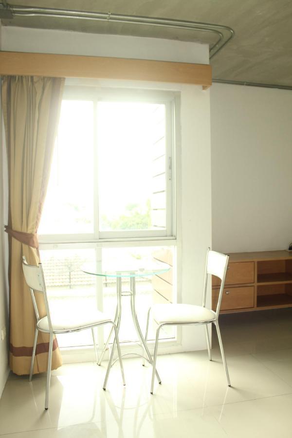 Apartahotel Bansabai Sabaidee Service