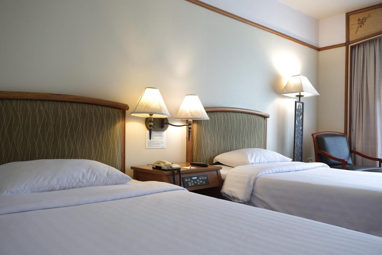 The Royal 4* Bangkok