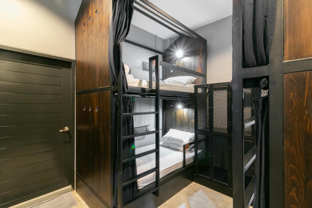 Castle Black Albergue Banguecoque