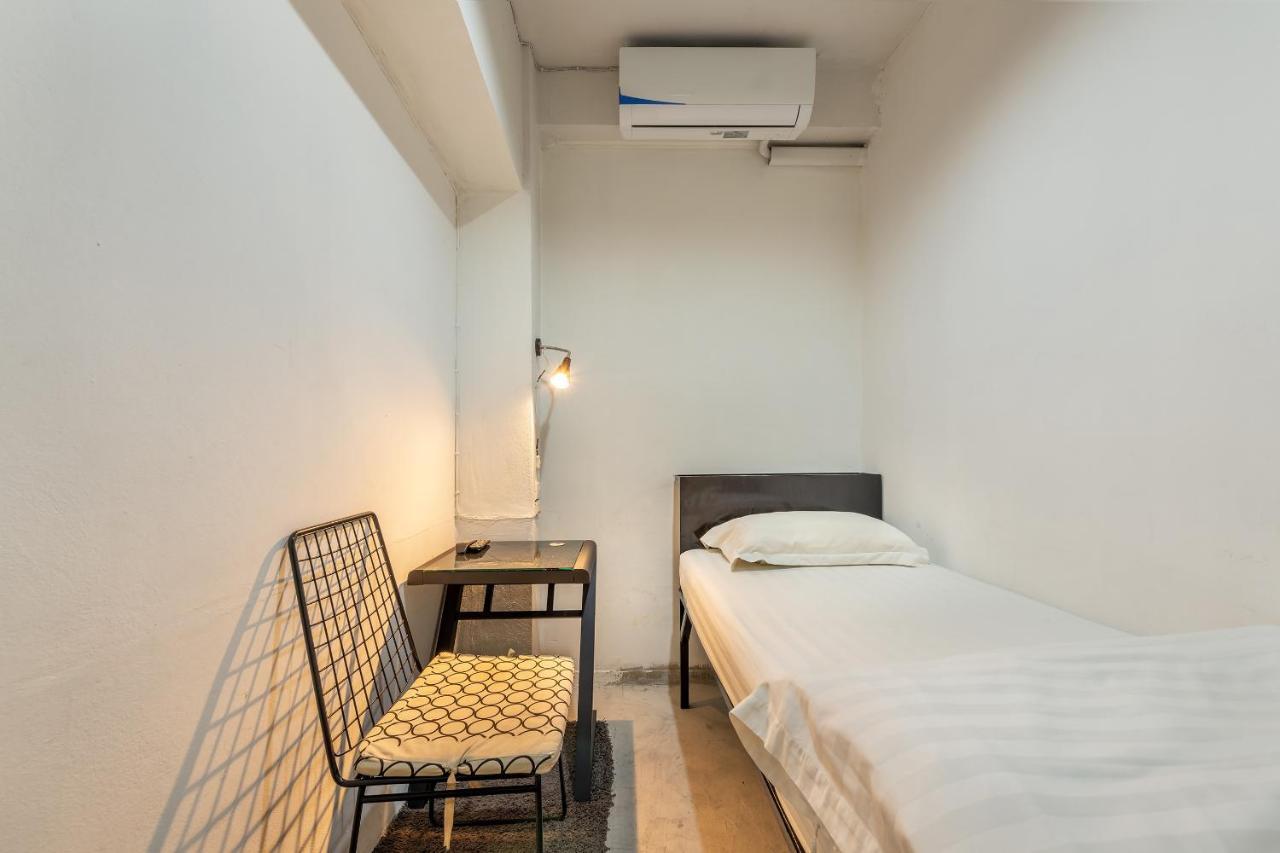 Albergue Sloth Khaosan