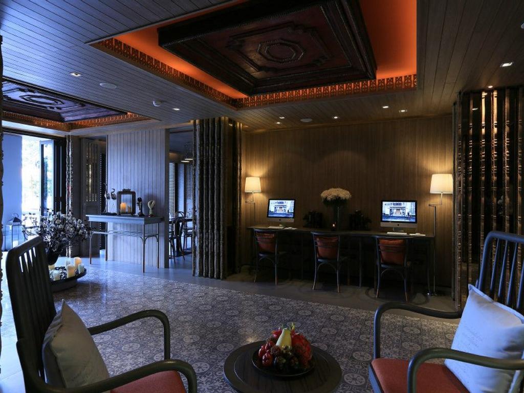 Riva Surya 4* Bangkok